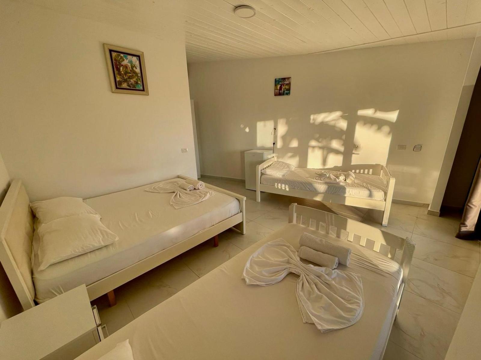 Essos Villas Dhërmi Exterior foto